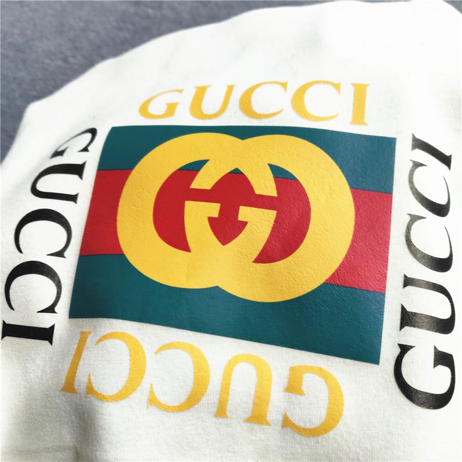 Gucci doggy sweatshirt | Dog Hoodies, Stylish puppy hoodies, Fashion ...