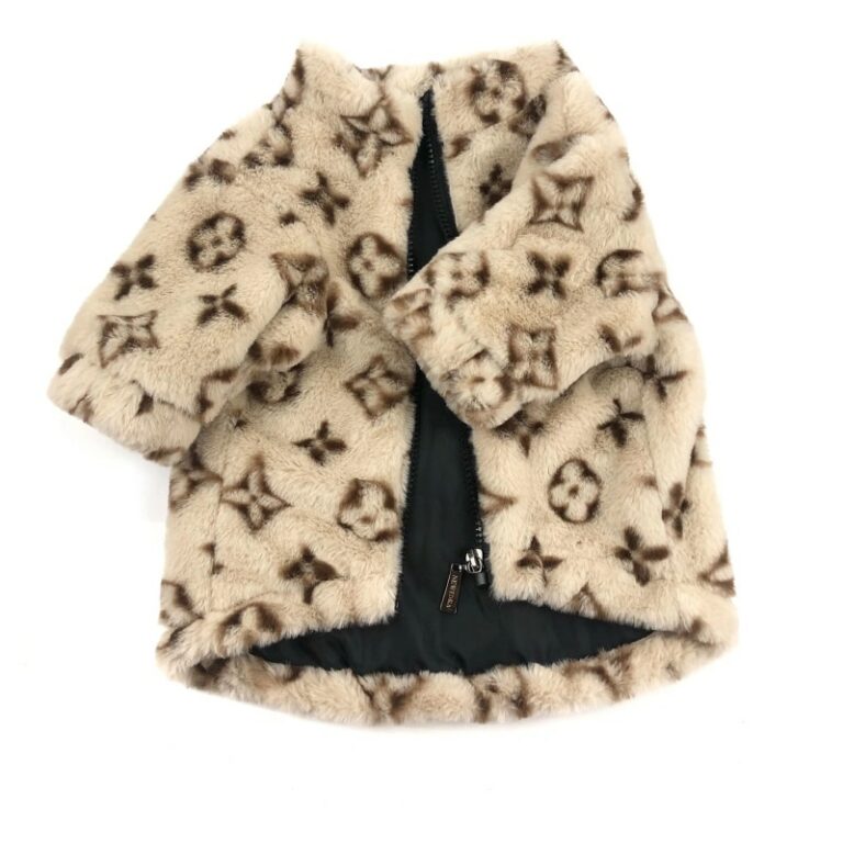 Dog Louis Vuitton clothes | LV dog coat, designer puppy jackets , Hot ...