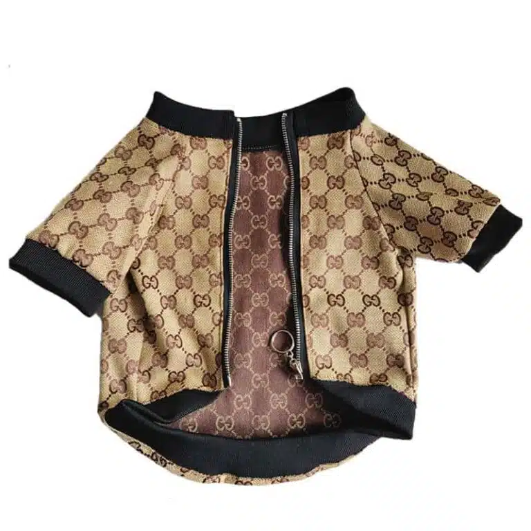 Gucci puppy jacket | Luxury dog appeal , designer doggie coats , Hot ...