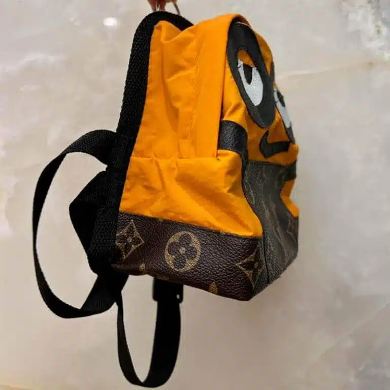 Louis Vuitton Dog backpack Mini Minions